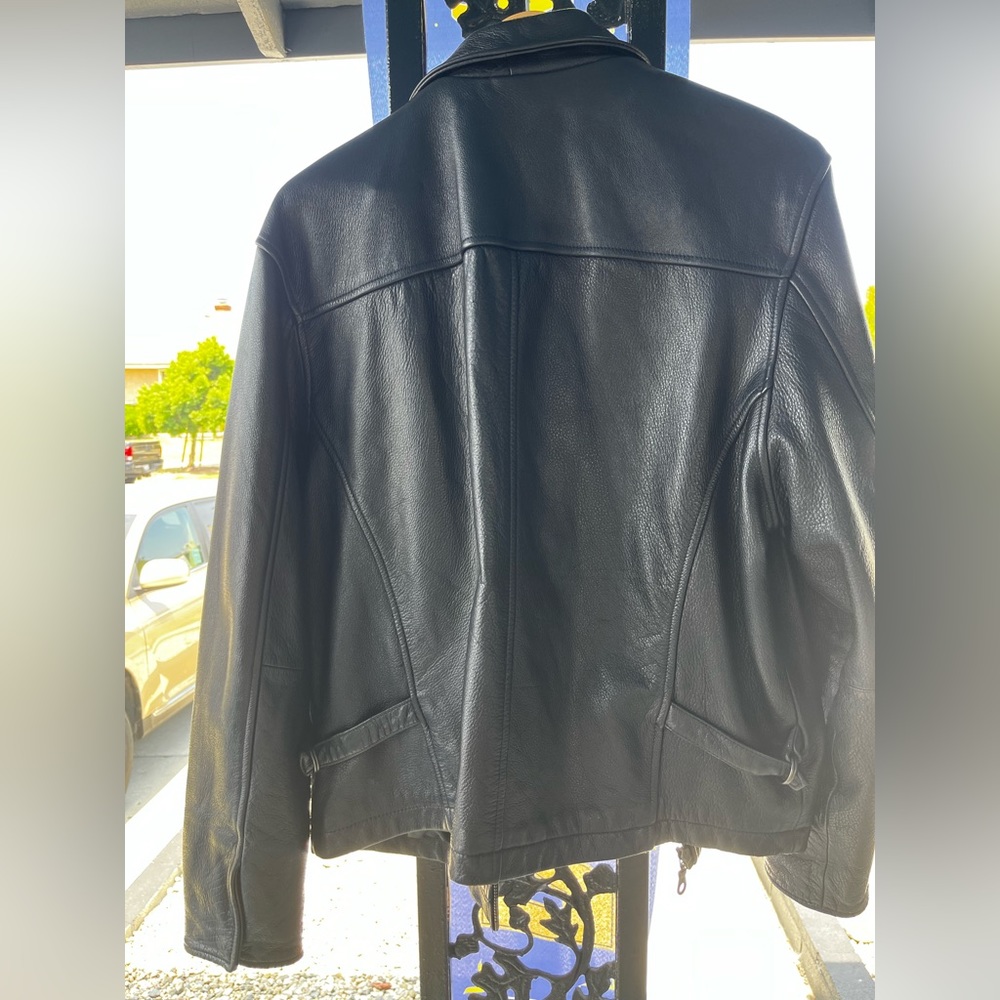 Vintage Wilson’s leather men’s jacket size Large